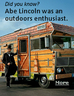 A personal journey by author Scott Hays recounting Abraham Lincoln's experiences with the Sangamon River in Central Illinois.